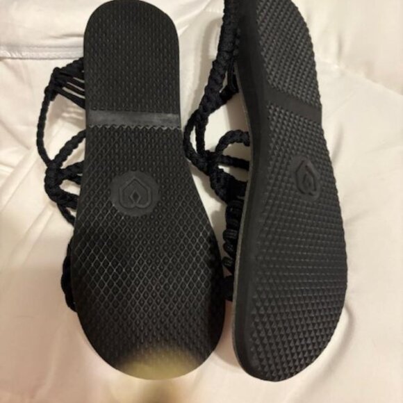 Bokyna Black Women's Sandals - Picture 8 of 8